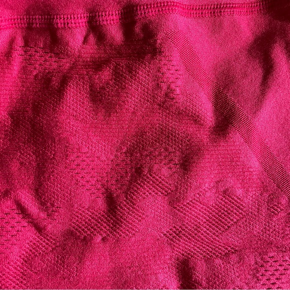 Fabletics Red Sports bra and leggings set 🔥 - Picture 12 of 13